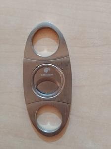 Cortador de Pur0s Cohiba | Acero Inoxidable | Doble Hoja Afilada y Precisión Profesional